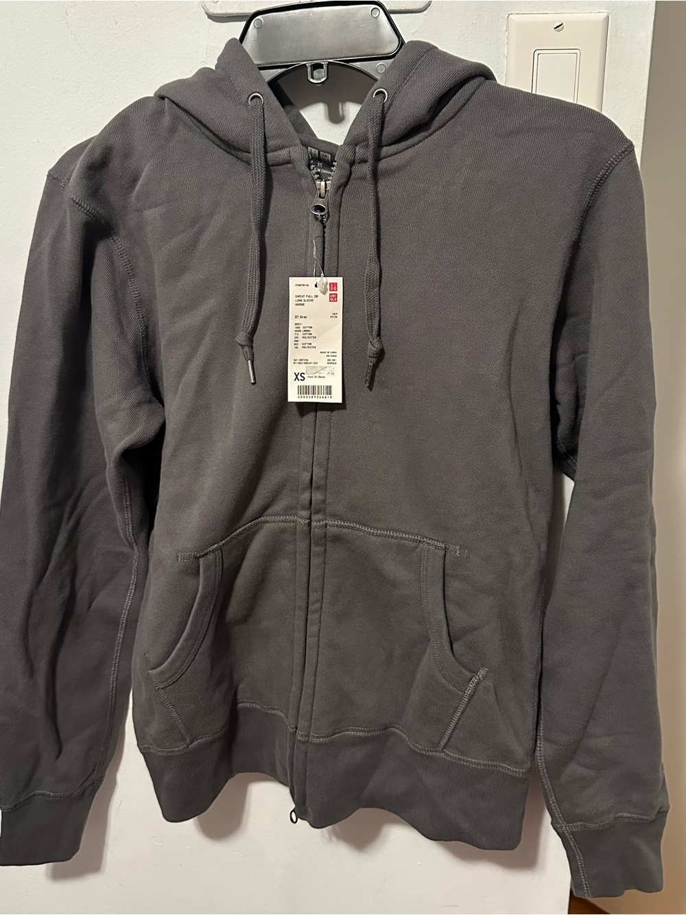 NWT Basic dark gray Uniqlo full zip up hoodie womens size xs